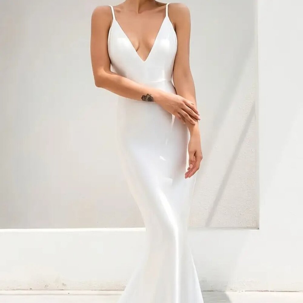 NWOT Elegant Satin Spaghetti Strap V-Neck Gown